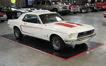 Ford-Mustang-1968-White-Red-24