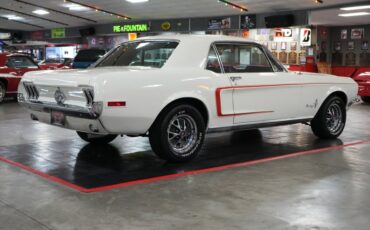 Ford-Mustang-1968-White-Red-30