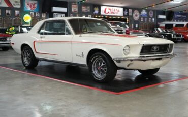 Ford-Mustang-1968-White-Red-32