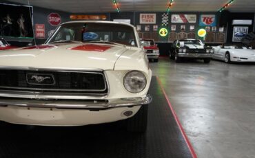 Ford-Mustang-1968-White-Red-35