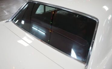 Ford-Mustang-1968-White-Red-6