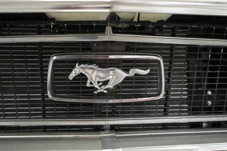 Ford-Mustang-1968-White-Red-9