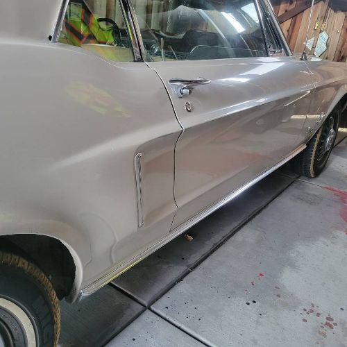 Ford-Mustang-1968-Yellow-1