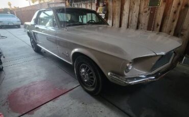 Ford-Mustang-1968-Yellow-4