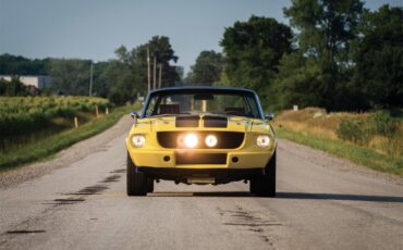 Ford-Mustang-1968-Yellow-Black-12