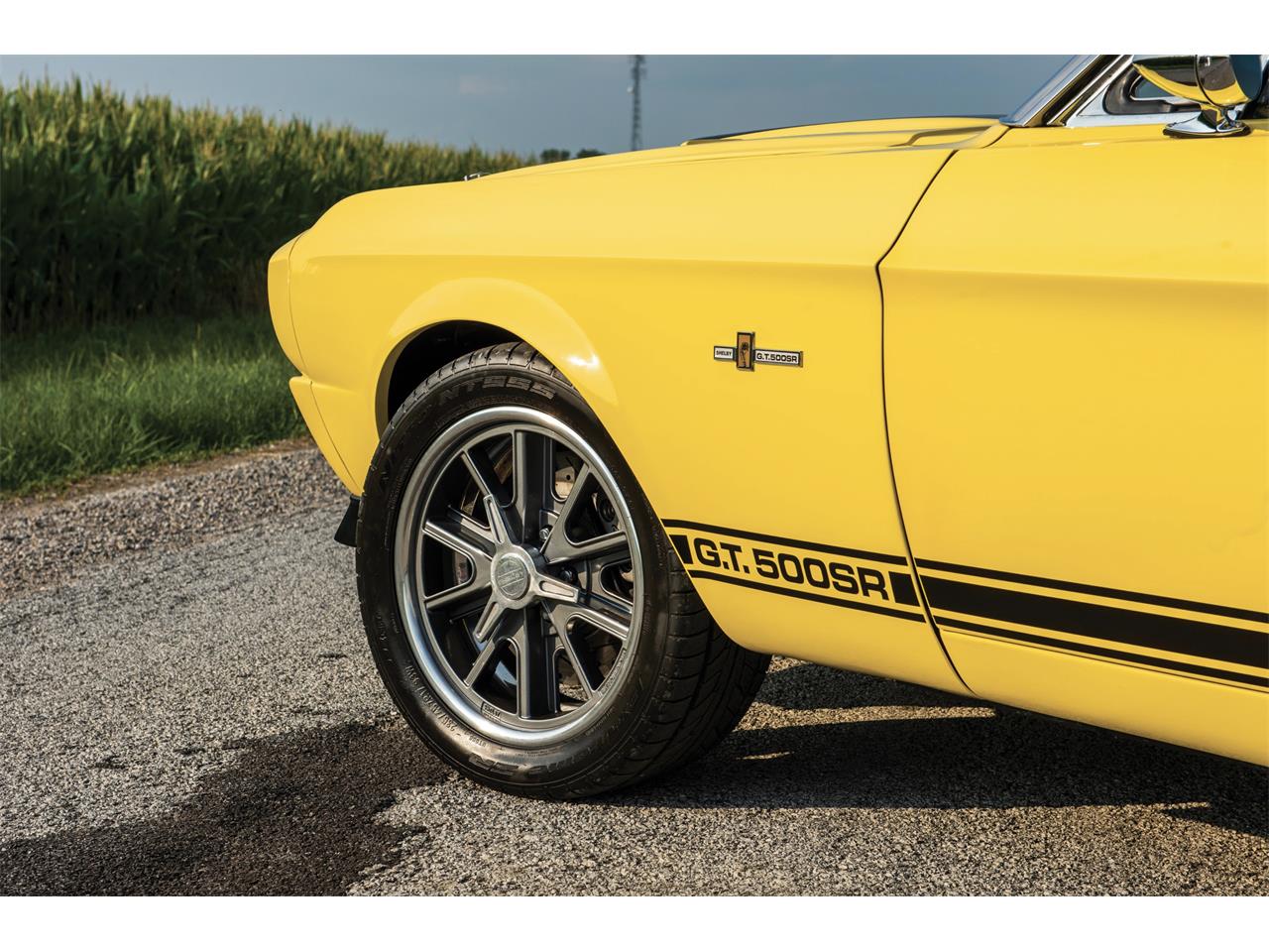 Ford-Mustang-1968-Yellow-Black-15