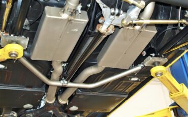Ford-Mustang-1968-Yellow-Black-8