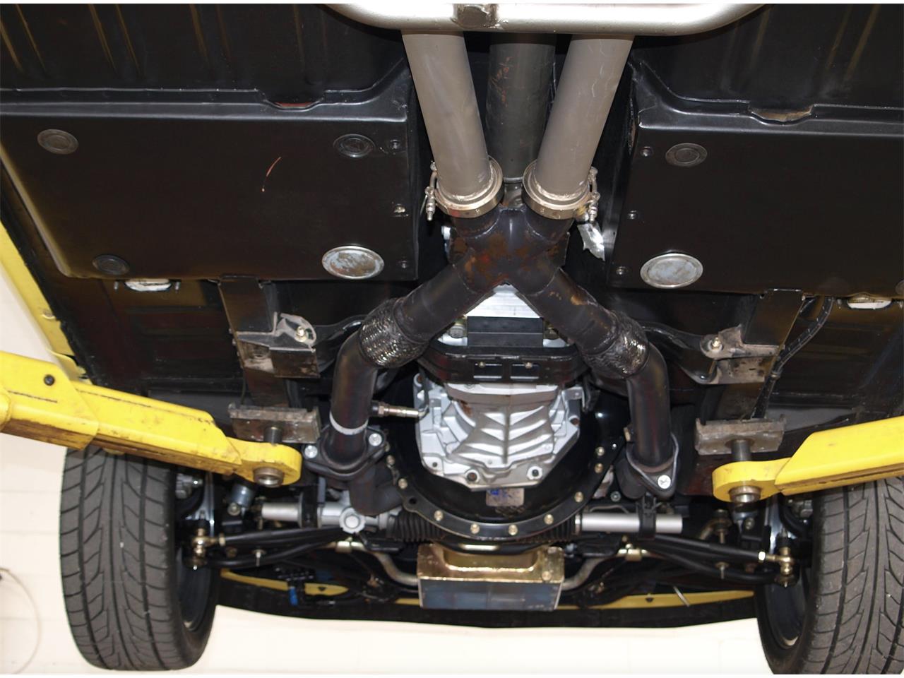 Ford-Mustang-1968-Yellow-Black-9