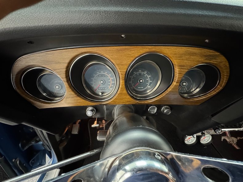 Ford-Mustang-1969-Acapulco-Blue-Black-13