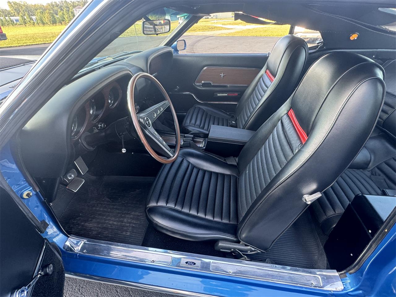 Ford-Mustang-1969-Acapulco-Blue-Black-15