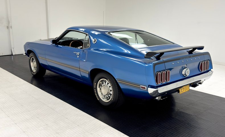 Ford-Mustang-1969-Acapulco-Blue-Black-2