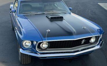 Ford-Mustang-1969-Acapulco-Blue-Black