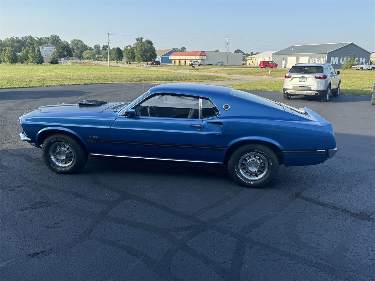 Ford-Mustang-1969-Acapulco-Blue-Black-4