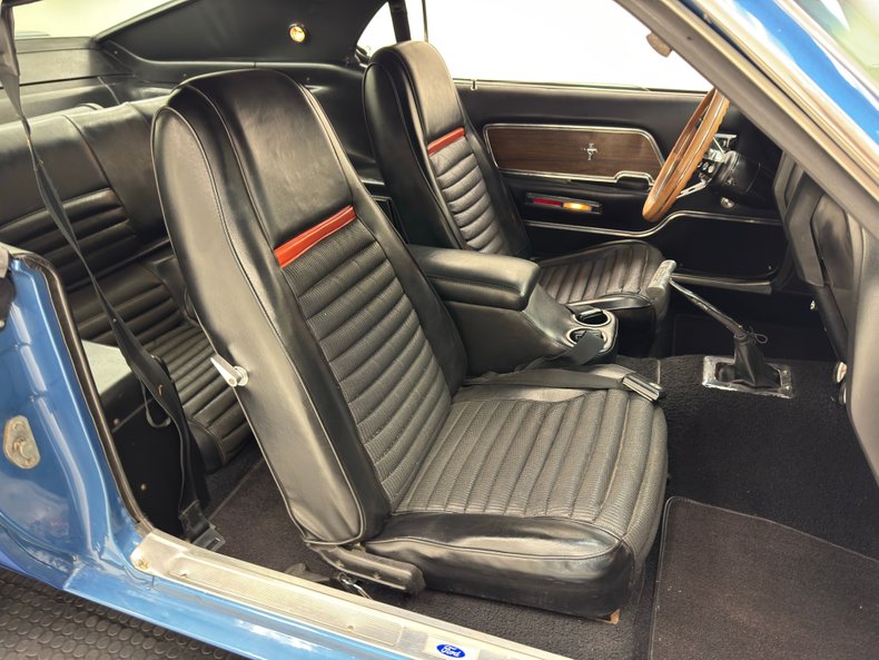 Ford-Mustang-1969-Acapulco-Blue-Black-43