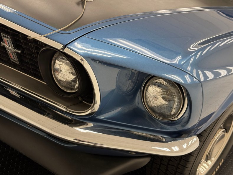 Ford-Mustang-1969-Acapulco-Blue-Black-5