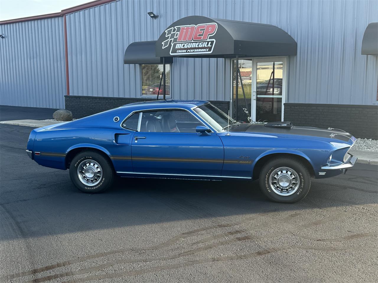 Ford-Mustang-1969-Acapulco-Blue-Black-5