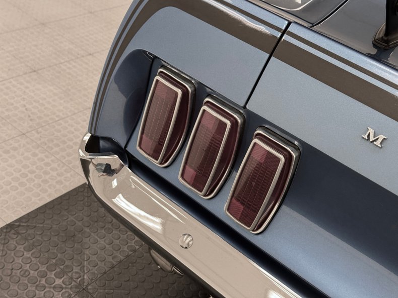 Ford-Mustang-1969-Acapulco-Blue-Black-9