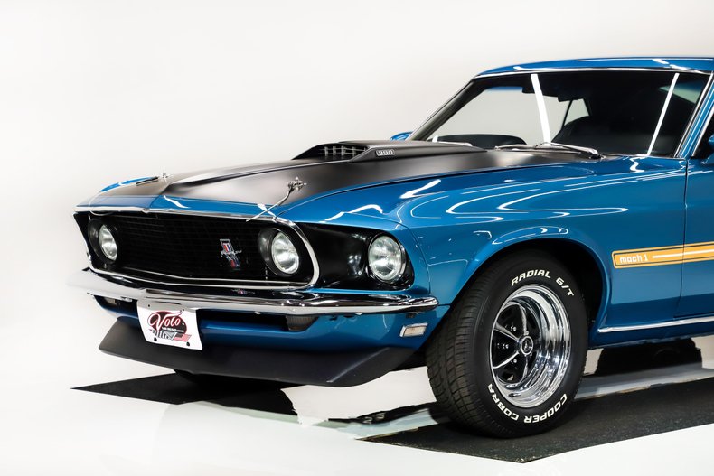 Ford-Mustang-1969-Acapulco-Blue-Black-Deluxe-14