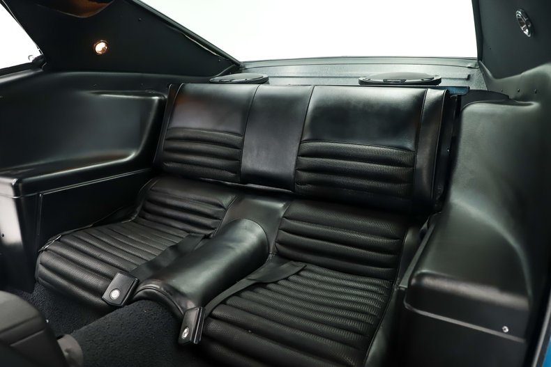 Ford-Mustang-1969-Acapulco-Blue-Black-Deluxe-15
