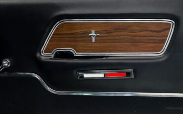 Ford-Mustang-1969-Acapulco-Blue-Black-Deluxe-36