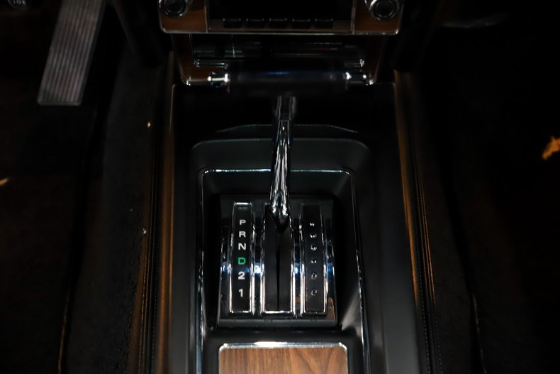 Ford-Mustang-1969-Acapulco-Blue-Black-Deluxe-9