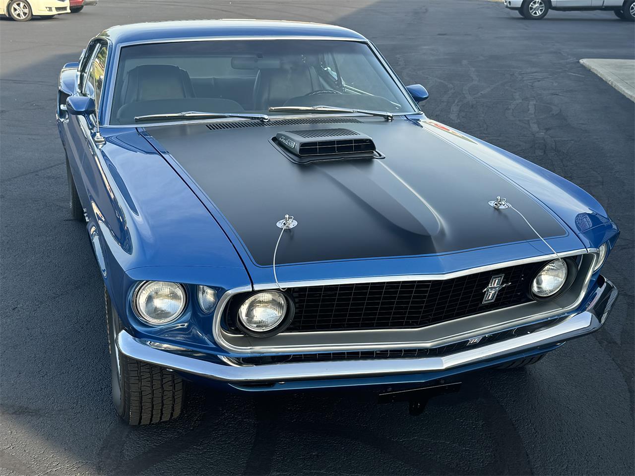 Ford-Mustang-1969-Acapulco-Blue-Black