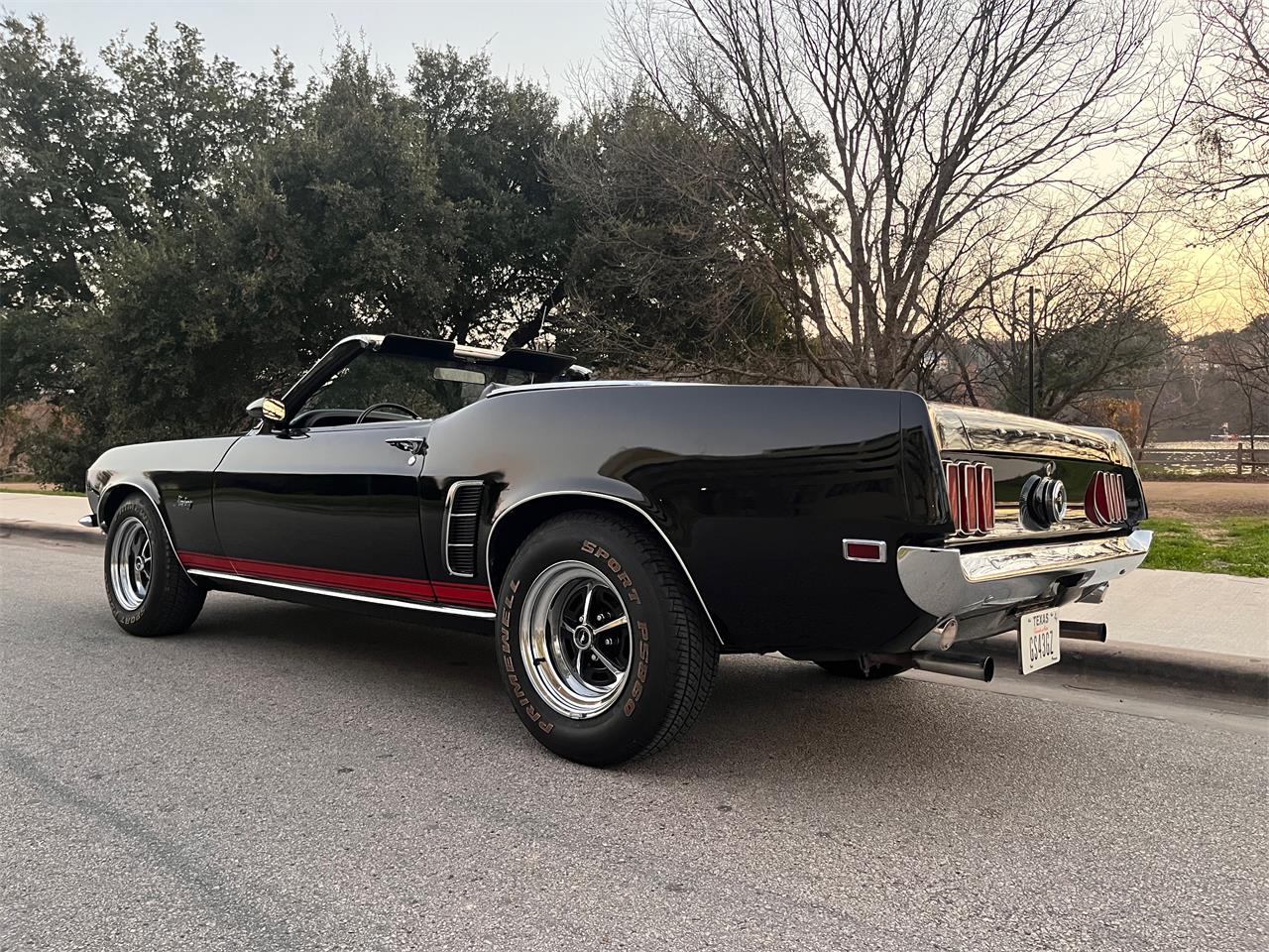 Ford-Mustang-1969-Black-Black-16