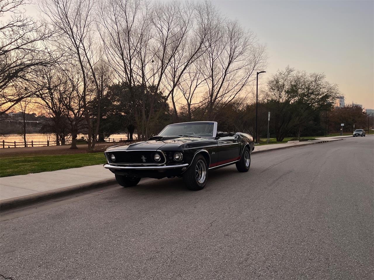 Ford-Mustang-1969-Black-Black-19
