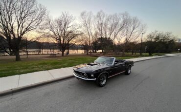 Ford-Mustang-1969-Black-Black-21