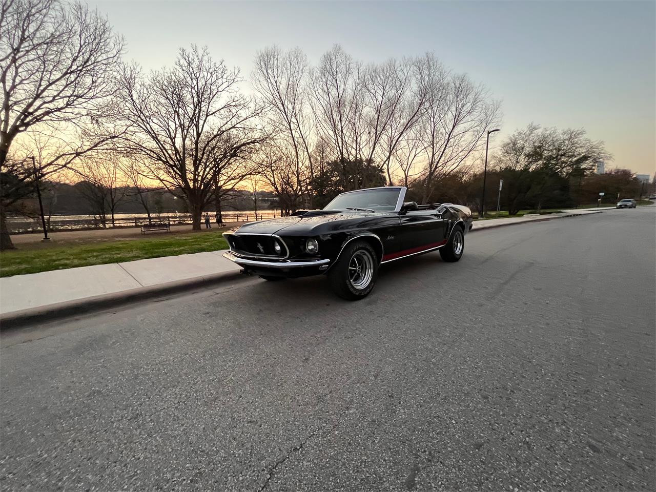 Ford-Mustang-1969-Black-Black-22