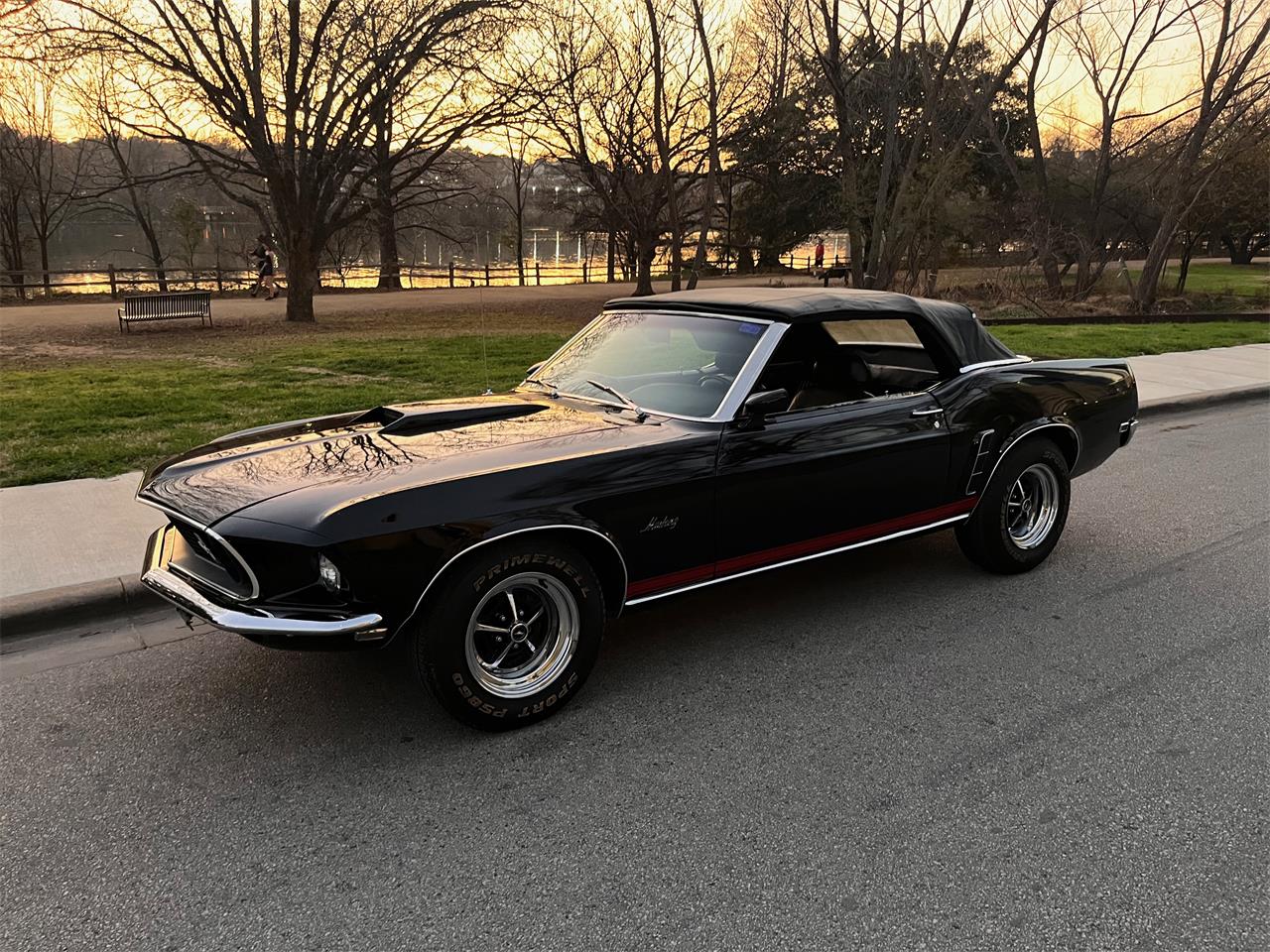 Ford-Mustang-1969-Black-Black-24