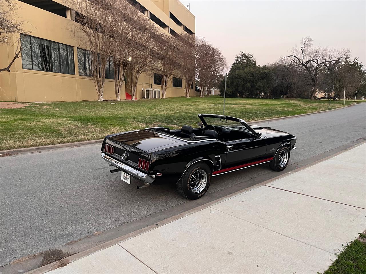 Ford-Mustang-1969-Black-Black-60