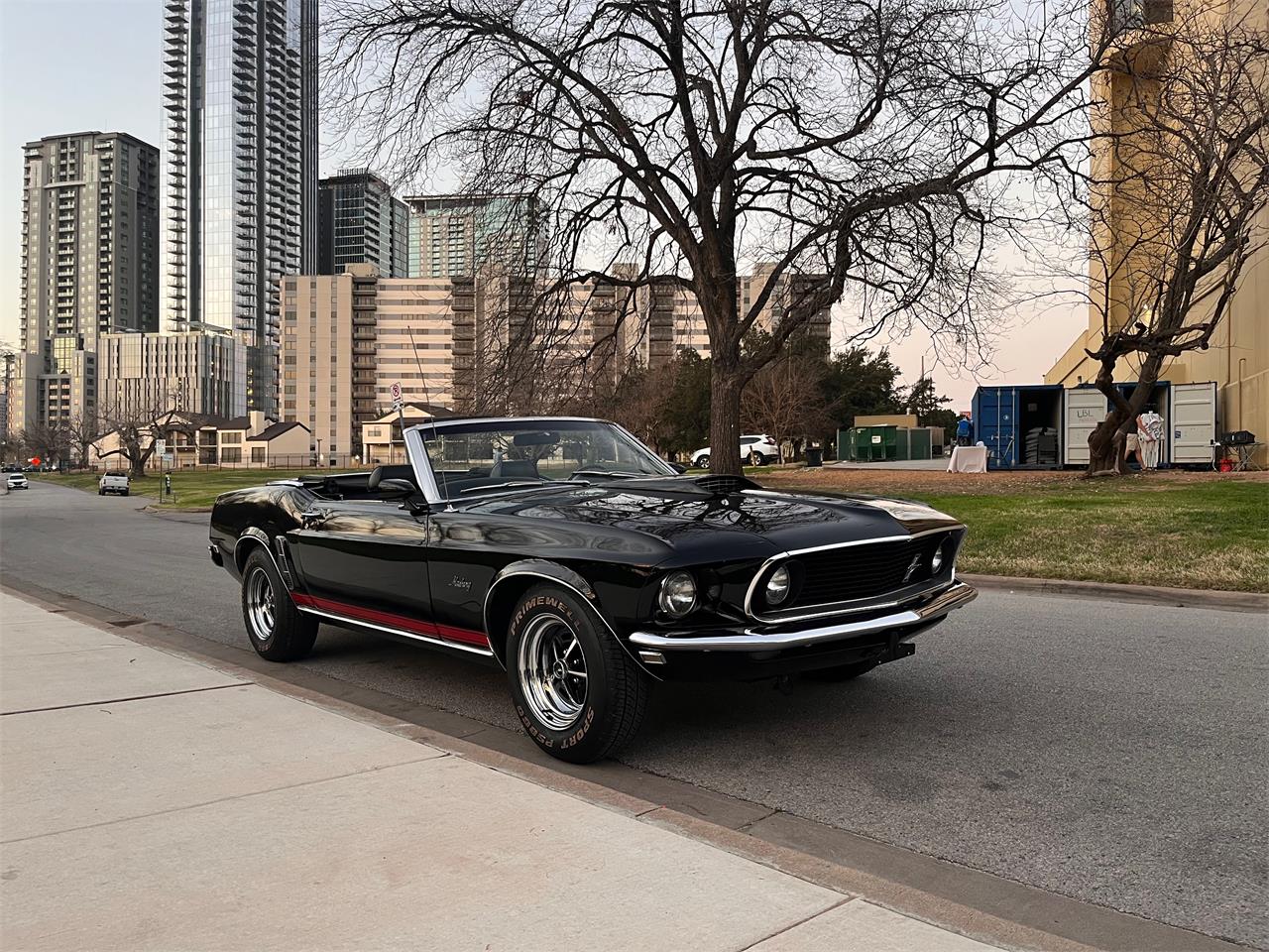 Ford-Mustang-1969-Black-Black-8