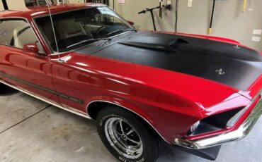 Ford-Mustang-1969-Candy-Apple-RedBlac-WhiteRed-Stripe-Vin-4