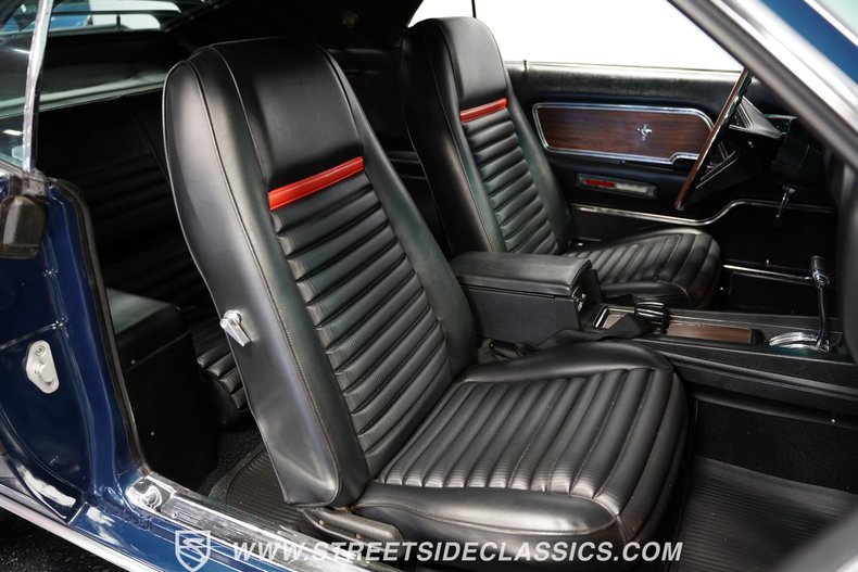 Ford-Mustang-1969-Dark-Blue-Black-2