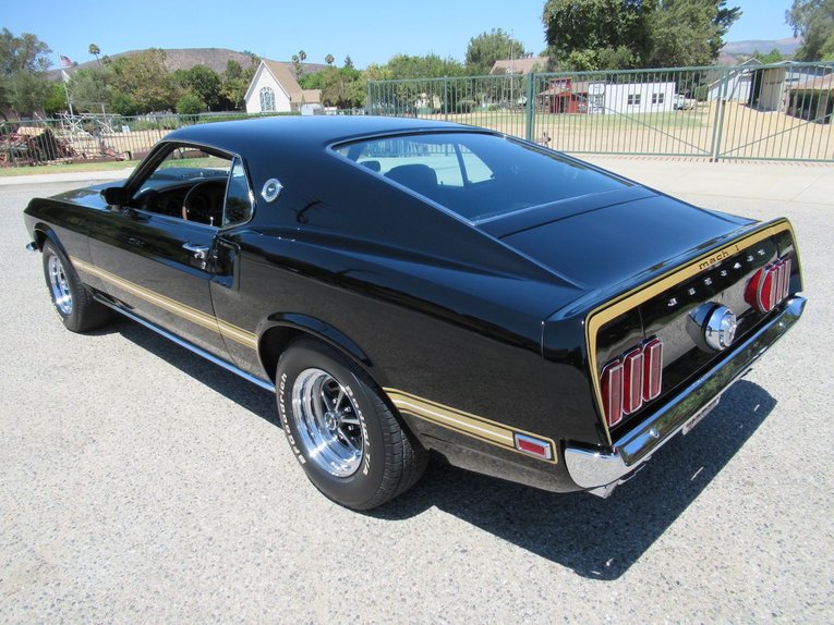 Ford-Mustang-1969-Raven-Black-Black-20