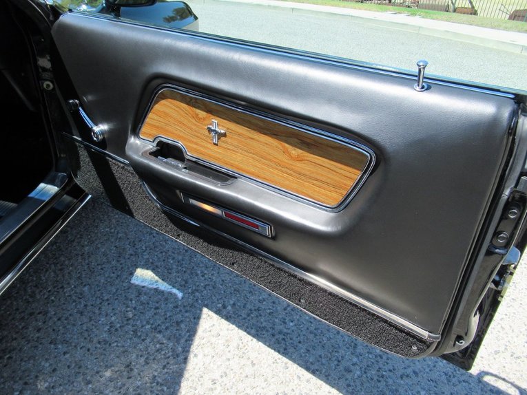 Ford-Mustang-1969-Raven-Black-Black-25