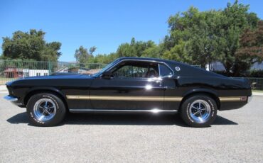 Ford-Mustang-1969-Raven-Black-Black