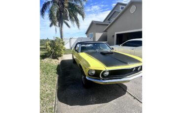 Ford-Mustang-1969-Yellow-Black-2