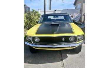 Ford-Mustang-1969-Yellow-Black-5