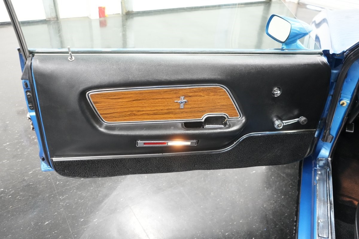 Ford-Mustang-1970-14