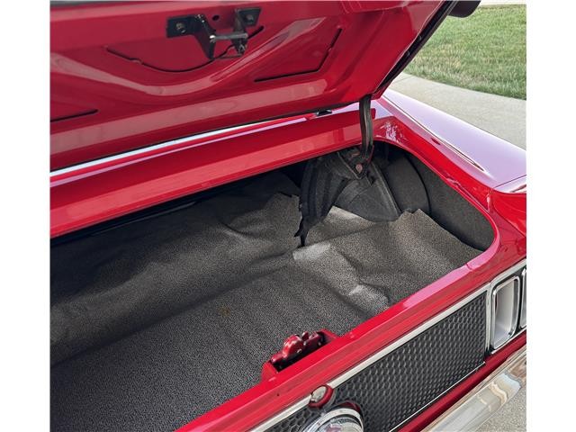 Ford-Mustang-1970-2-Door-Coupe-30