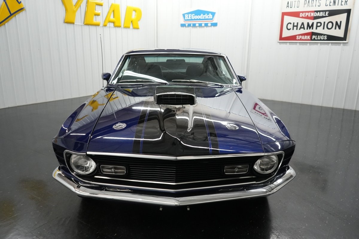 Ford-Mustang-1970-28