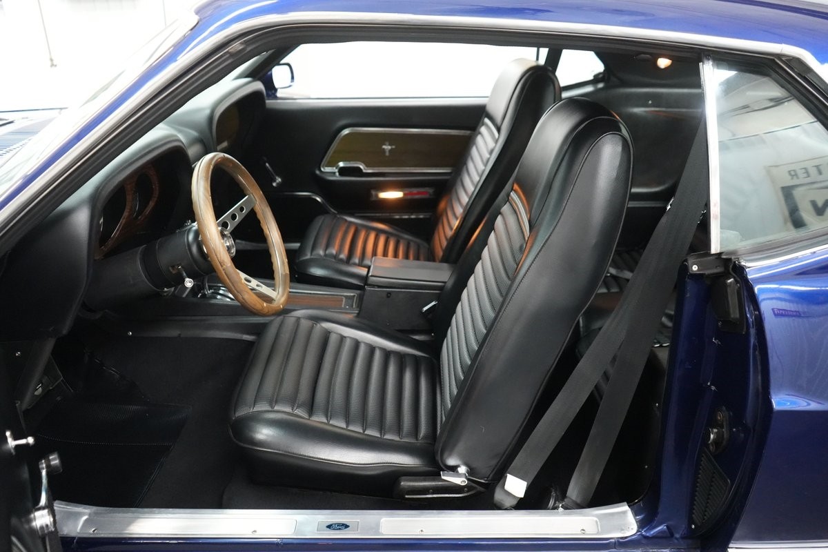 Ford-Mustang-1970-37