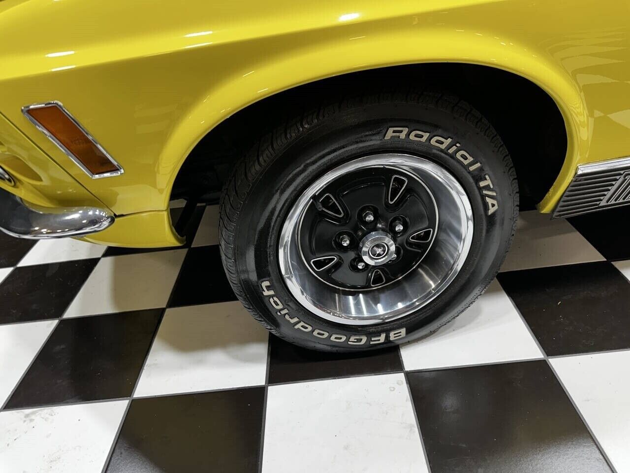 Ford-Mustang-1970-Coupe-18