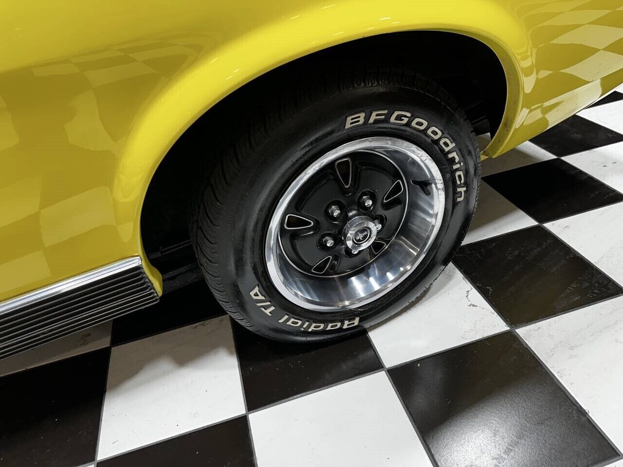 Ford-Mustang-1970-Coupe-21