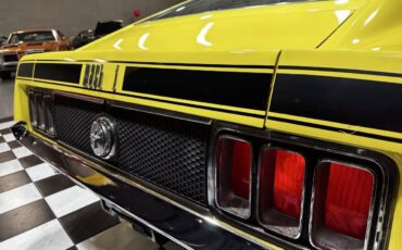 Ford-Mustang-1970-Coupe-24