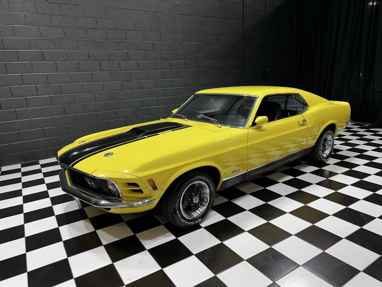 Ford-Mustang-1970-Coupe-27