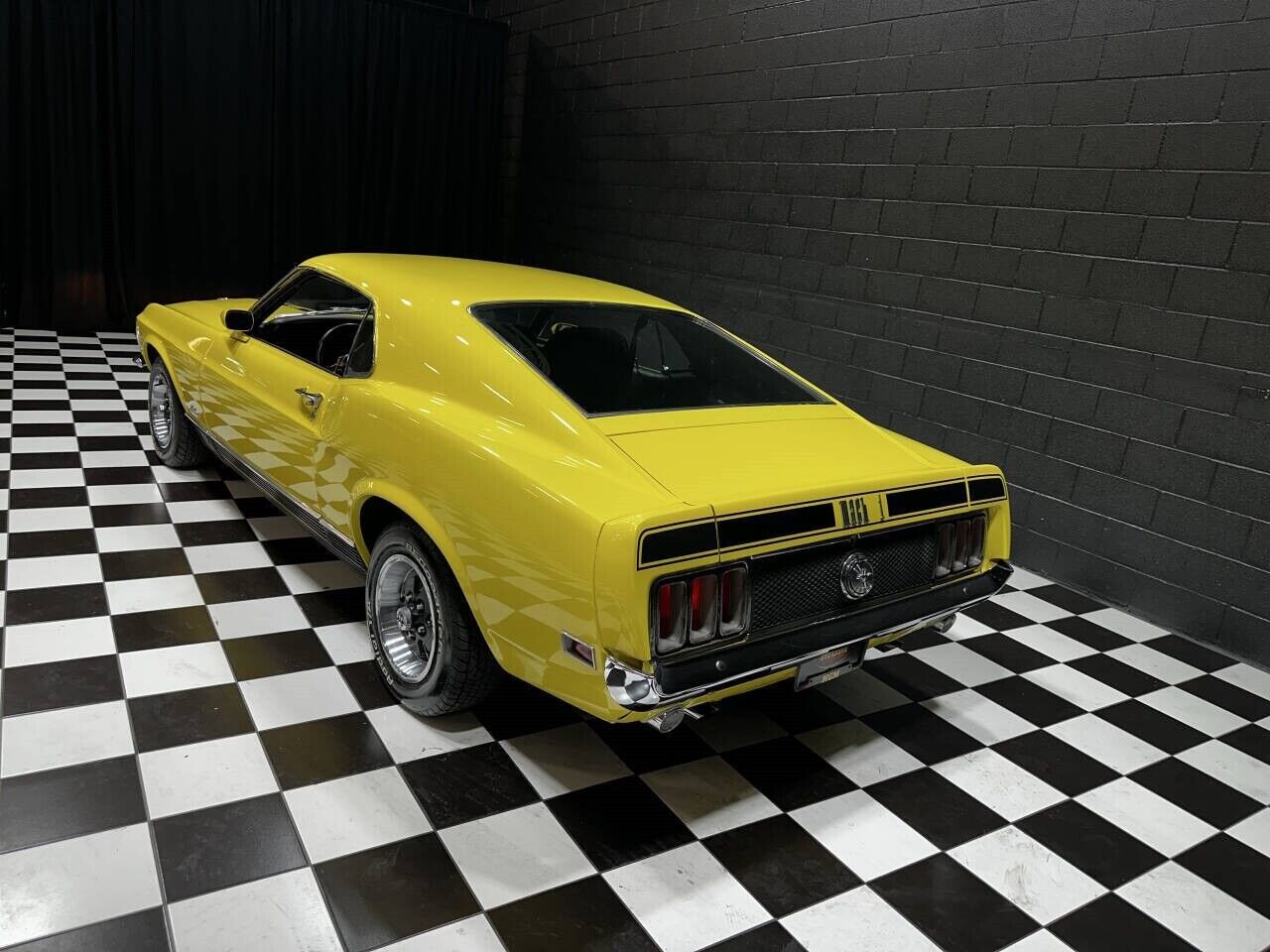 Ford-Mustang-1970-Coupe-3