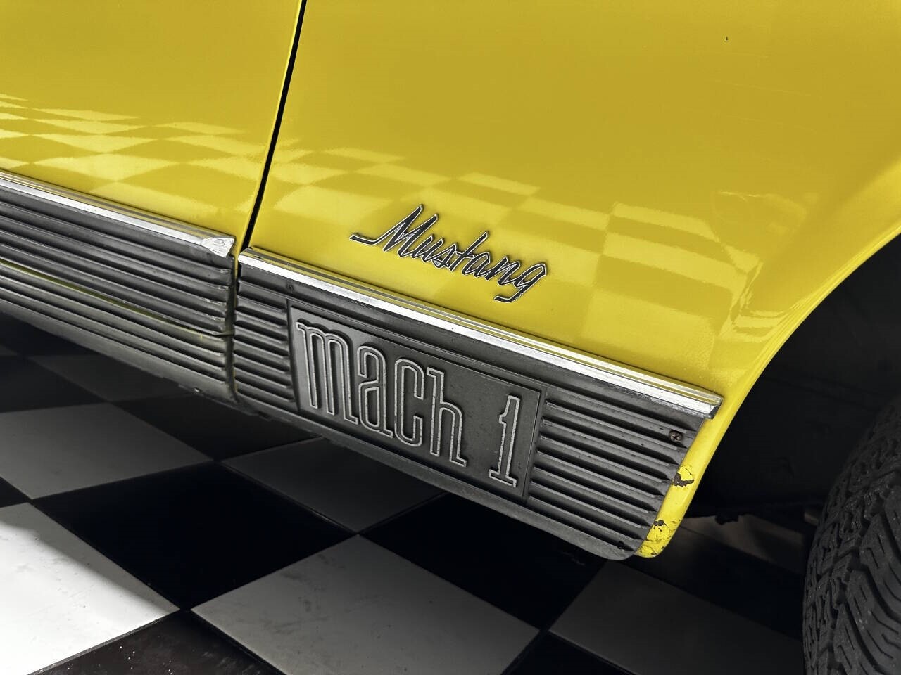 Ford-Mustang-1970-Coupe-38